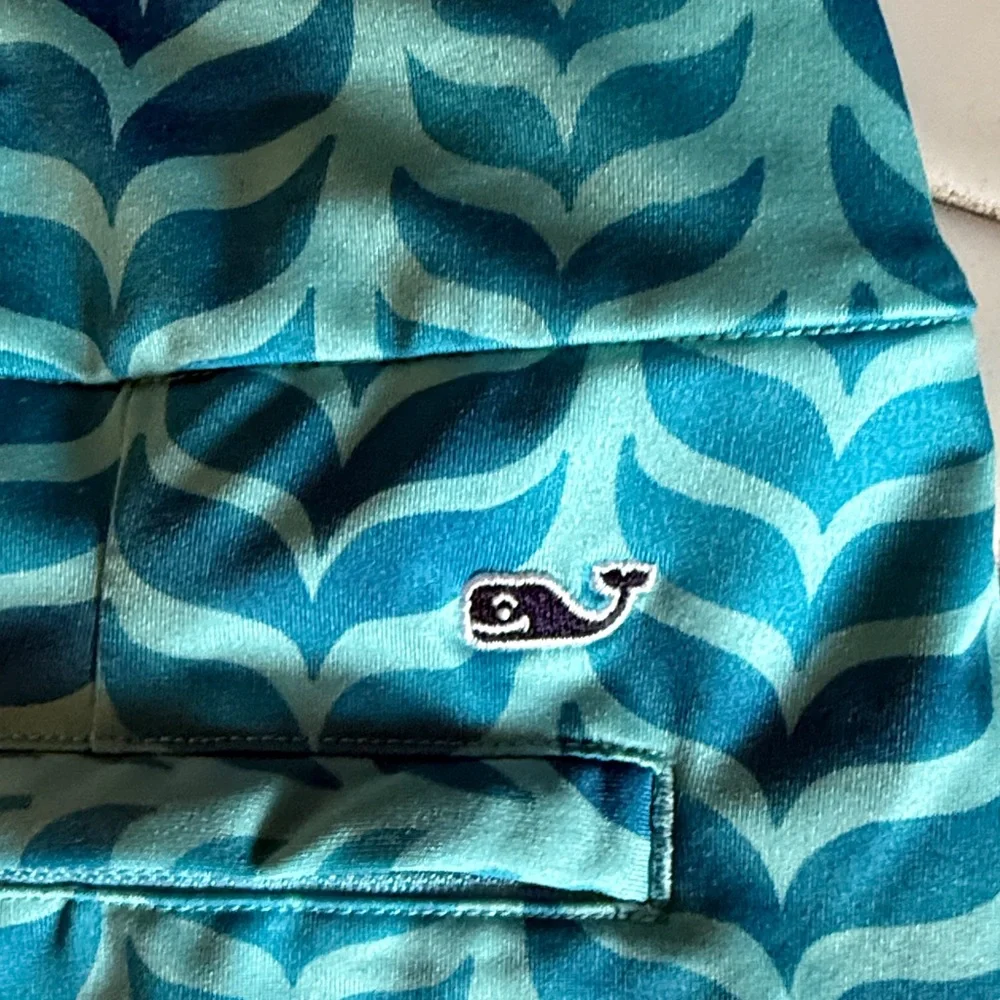 Vineyard Vines chic skort